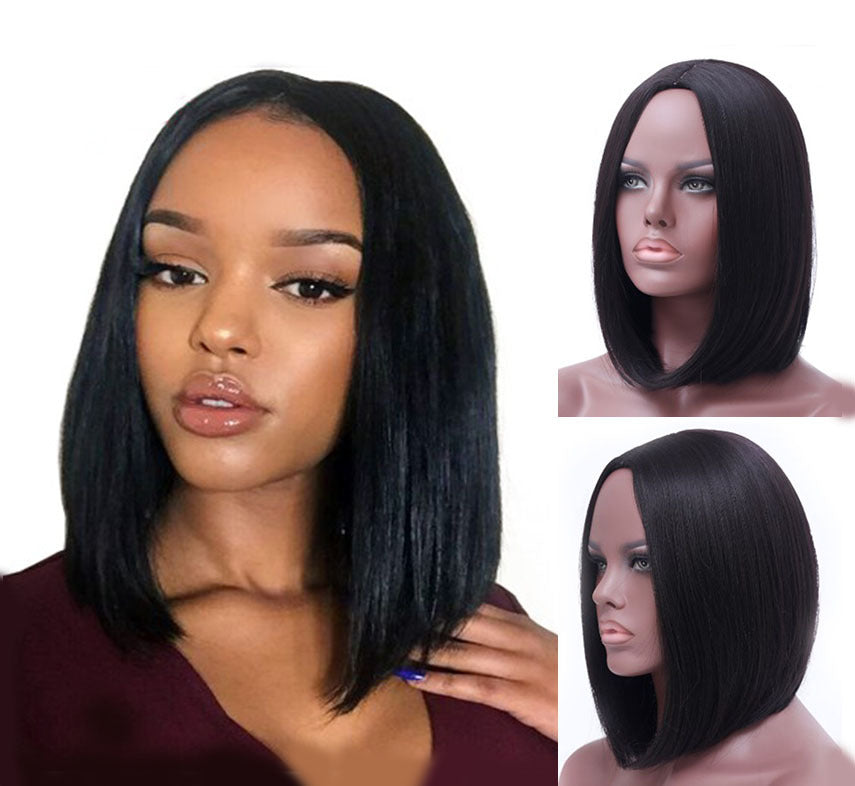 Perruque cheveux raides noirs mi-point