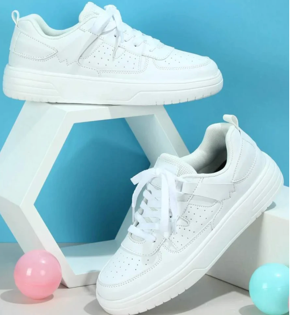 Fashionable, comfortable and breathable versatile white shoes