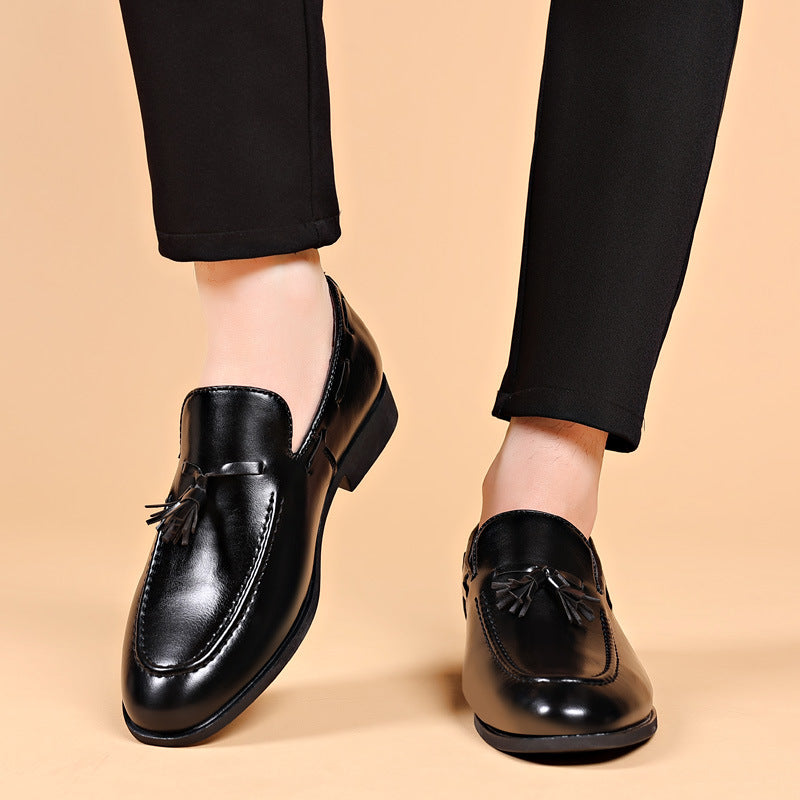 New men's low-heeled leather shoes suit