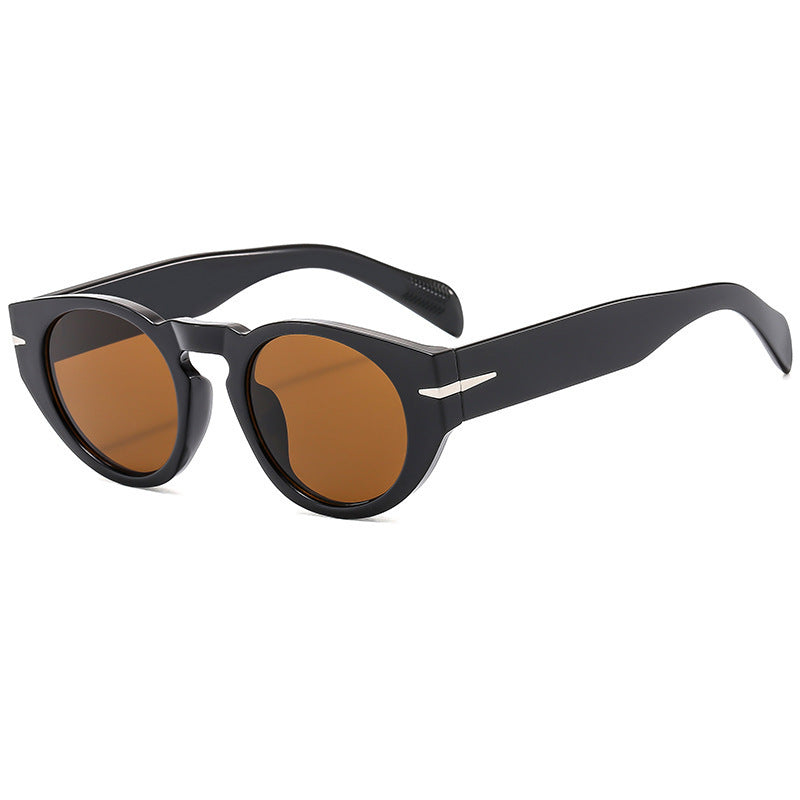 Round sunglasses with wide legs,