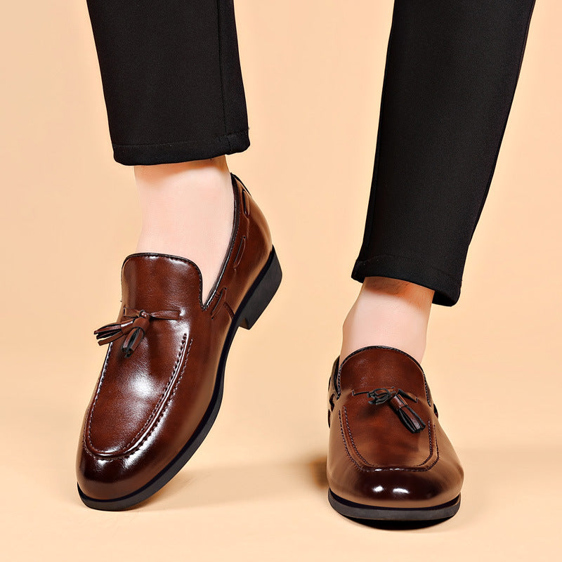 New men's low-heeled leather shoes suit