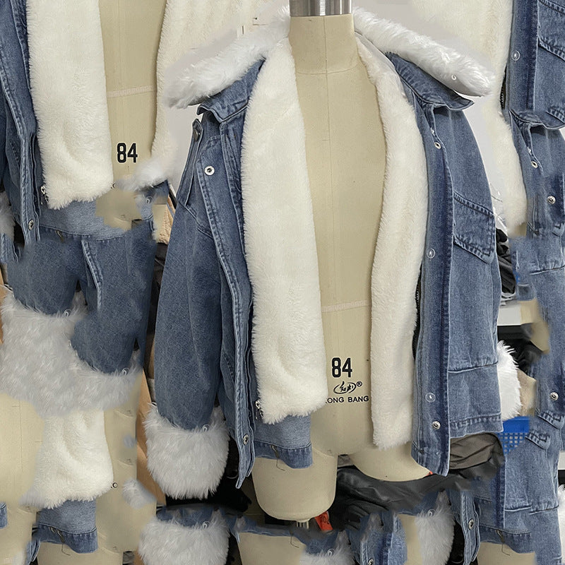 Veste en jean délavé avec fourrure intégrée