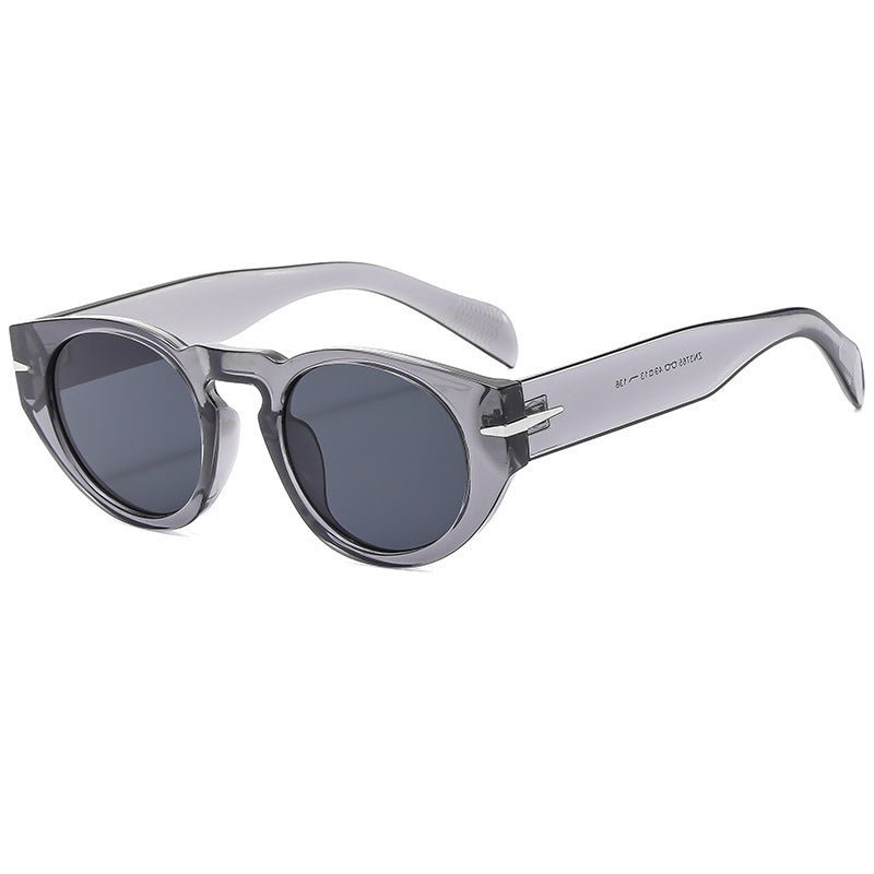 Round sunglasses with wide legs,